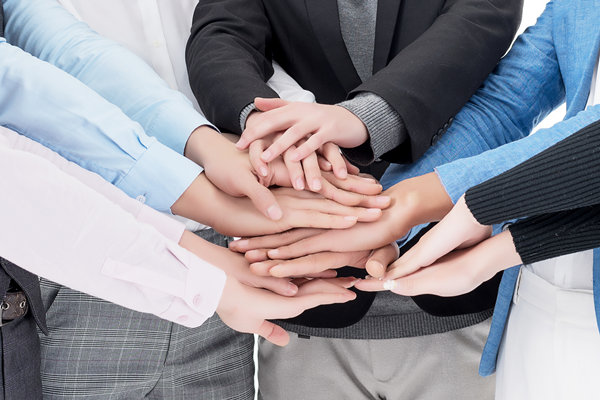 變革中的企業(yè)如何對(duì)待持不同態(tài)度的人？