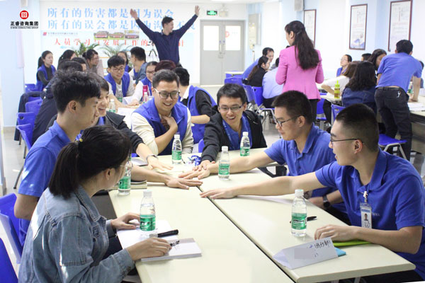 熱烈祝賀德永佳《企業(yè)內(nèi)訓(xùn)師培訓(xùn)TTT》研修課程成功舉辦！