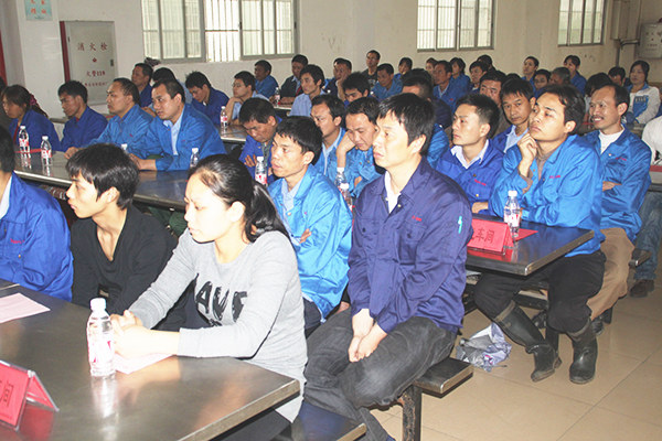 2012年3月1日，潔麗管理升級動員大會召開