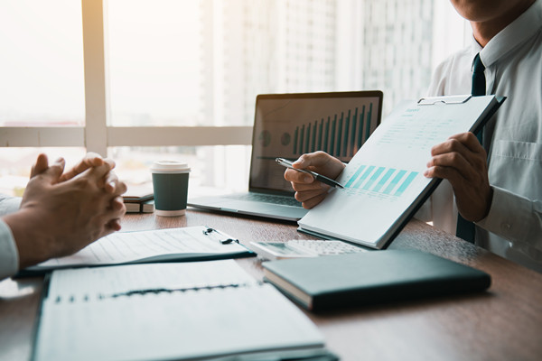 「企業(yè)管理咨詢」如何通過企業(yè)管理實(shí)現(xiàn)企業(yè)目標(biāo)？