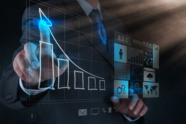 如何利用大數(shù)據(jù)驅(qū)動(dòng)企業(yè)戰(zhàn)略決策？