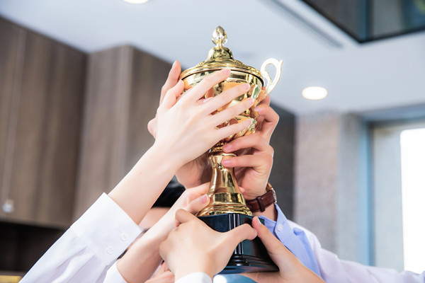 績效與薪酬掛鉤：激發(fā)員工動力，實現(xiàn)企業(yè)目標