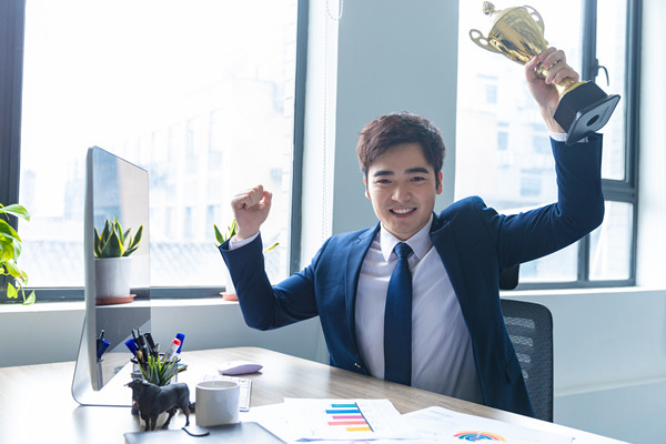 合理控制薪酬成本，提高企業(yè)利潤與員工福利水平