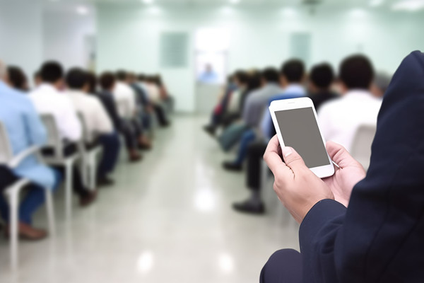 滾動(dòng)預(yù)算咨詢：協(xié)助企業(yè)實(shí)施滾動(dòng)預(yù)算，持續(xù)優(yōu)化預(yù)算