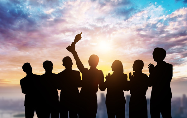 集團內(nèi)部控制：完善內(nèi)部控制體系，確保集團合規(guī)運營