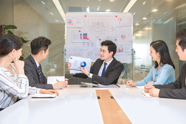 績(jī)效管理的最佳實(shí)踐：理論、研究與實(shí)踐的結(jié)合