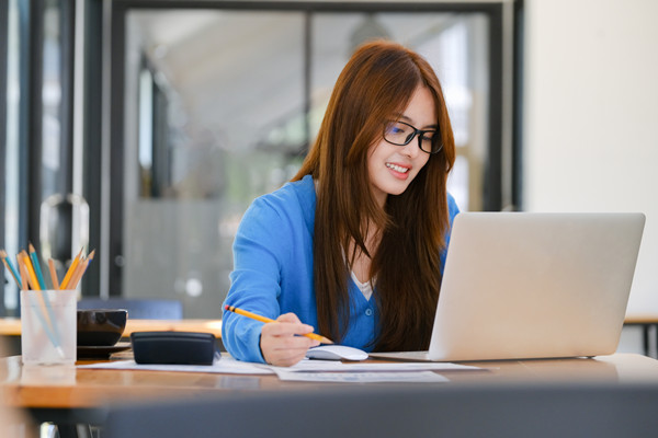 集團管控中的財務管理：策略、風險與內部控制