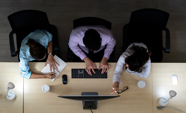 集團(tuán)管控：統(tǒng)一策略、優(yōu)化運(yùn)營、提升效率