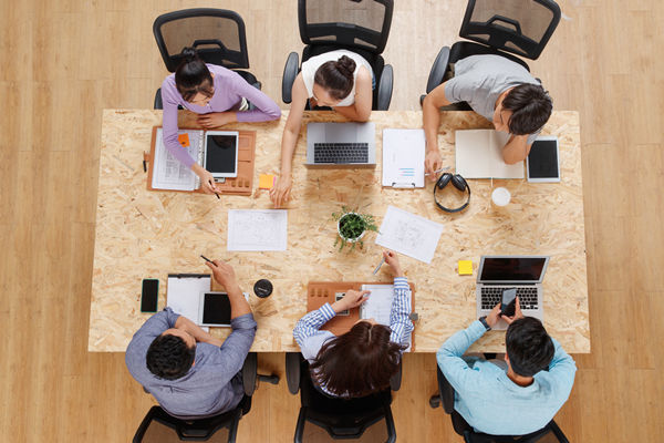 薪酬體系設計：根據企業(yè)戰(zhàn)略，設計科學體系