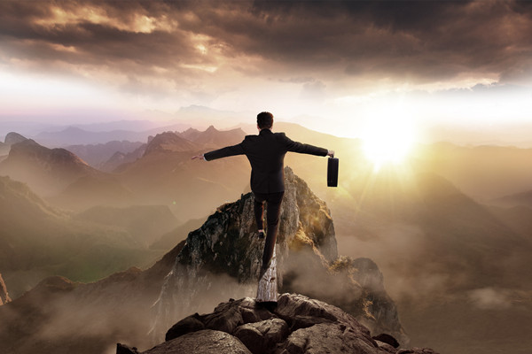 集團(tuán)管控：建立風(fēng)險(xiǎn)防范機(jī)制，確保企業(yè)穩(wěn)健發(fā)展