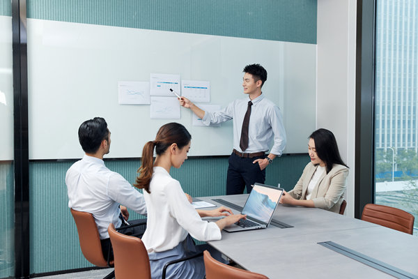 決策優(yōu)化：構(gòu)建科學(xué)、透明、快速響應(yīng)的組織決策體系