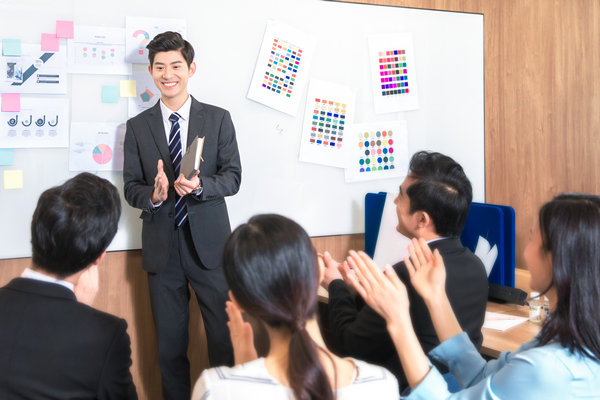 員工培訓與發(fā)展：提升技能，實現(xiàn)卓越績效