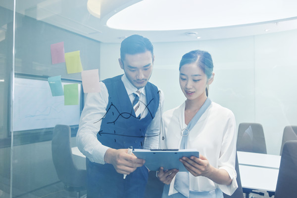 薪酬調(diào)整流程：規(guī)范流程，確保公平合理