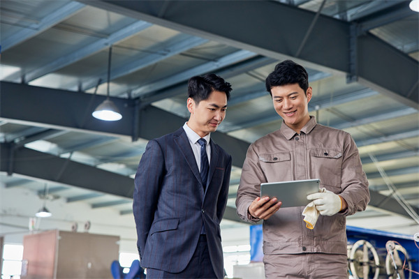 制造業(yè)管理新策略，引領(lǐng)企業(yè)高效運(yùn)營，提升競爭力