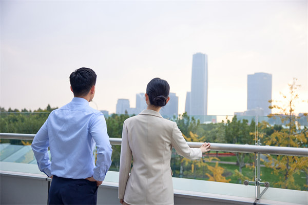 福利政策規(guī)劃：提供福利保障，增強員工忠誠度