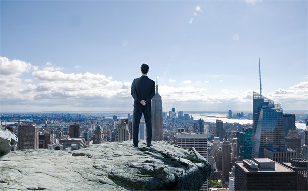 戰(zhàn)略眼光：洞察市場(chǎng)趨勢(shì)，搶占先機(jī)引領(lǐng)未來(lái)