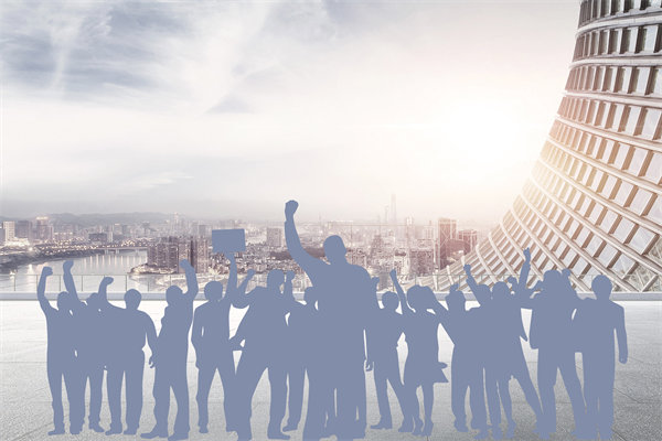 集團(tuán)管控精細(xì)化：打造高效運(yùn)營，驅(qū)動(dòng)行業(yè)變革