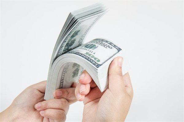 薪酬體系優(yōu)化：降低成本，提升員工滿(mǎn)意度