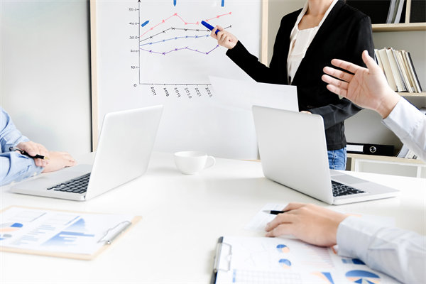 如何設(shè)計(jì)科學(xué)的薪酬績效以激勵(lì)員工持續(xù)高效工作？