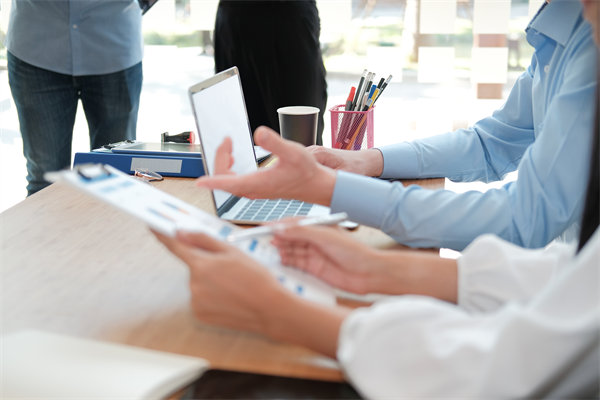 如何科學(xué)設(shè)定KPI，確?？?jī)效考核既公平又高效？