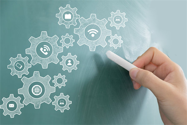 集團如何平衡總部與子公司間的權力與責任？