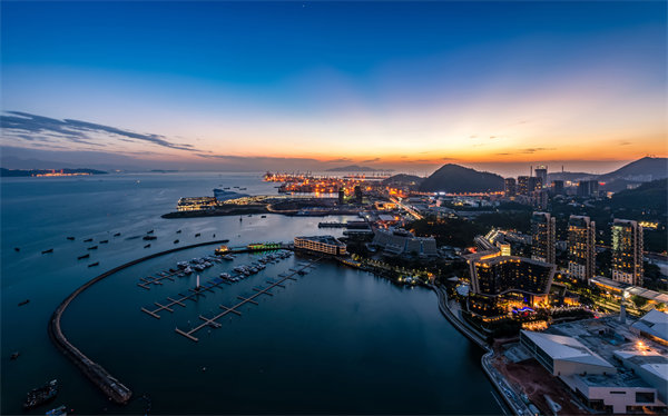 深圳管理咨詢精準(zhǔn)定位企業(yè)痛點(diǎn)，實(shí)現(xiàn)高效轉(zhuǎn)型！