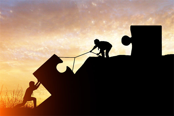 長(zhǎng)期激勵(lì)計(jì)劃（如股權(quán)激勵(lì)）如何助力企業(yè)可持續(xù)發(fā)展？