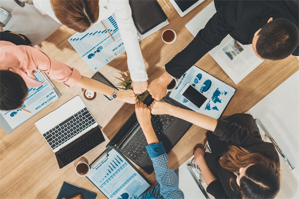 如何構(gòu)建核心競爭力以實現(xiàn)可持續(xù)發(fā)展戰(zhàn)略？