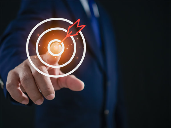 企業(yè)戰(zhàn)略與文化建設(shè)相結(jié)合，打造獨具特色的發(fā)展模式