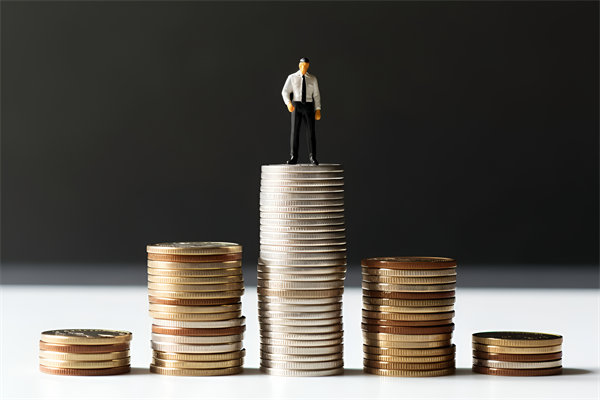 薪酬結構如何平衡固定與浮動部分，激勵員工績效？