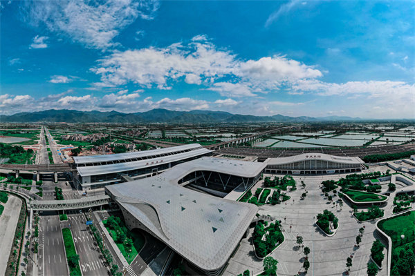 管理咨詢?nèi)绾螢檎貞c企業(yè)戰(zhàn)略規(guī)劃提供新視角？