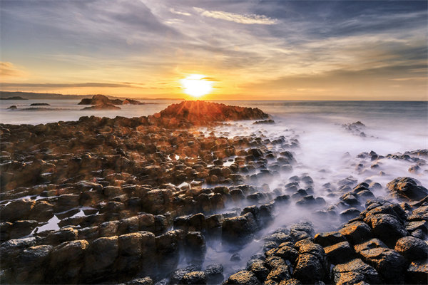 企業(yè)管理咨詢?nèi)绾沃φ闹萜髽I(yè)提升競爭力？