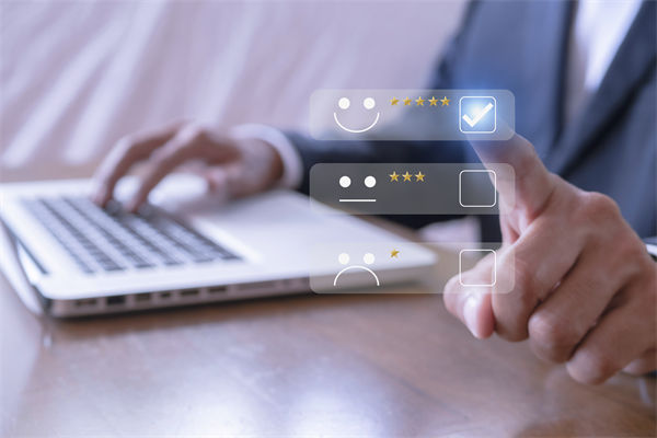 博士情侶瞞著領(lǐng)導(dǎo)下班擺攤月入3萬3，企業(yè)薪酬管理的啟發(fā)