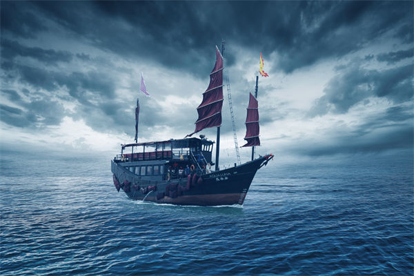 在全球化競爭中，企業(yè)如何制定有效的戰(zhàn)略管理策略？