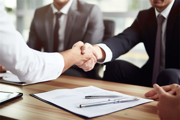 跨國企業(yè)如何管理文化差異以實(shí)現(xiàn)全球戰(zhàn)略協(xié)同？