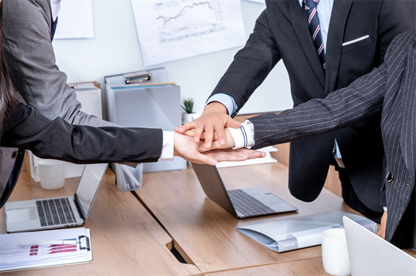 集團(tuán)管控下，如何激勵(lì)子公司創(chuàng)新與自主性？