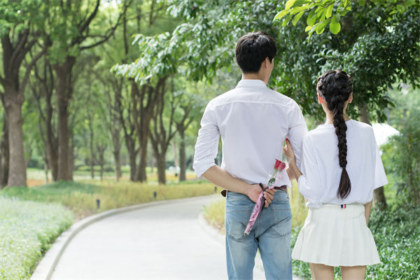 廣東一公司發(fā)錢鼓勵員工談戀愛，品牌營銷怎么看？