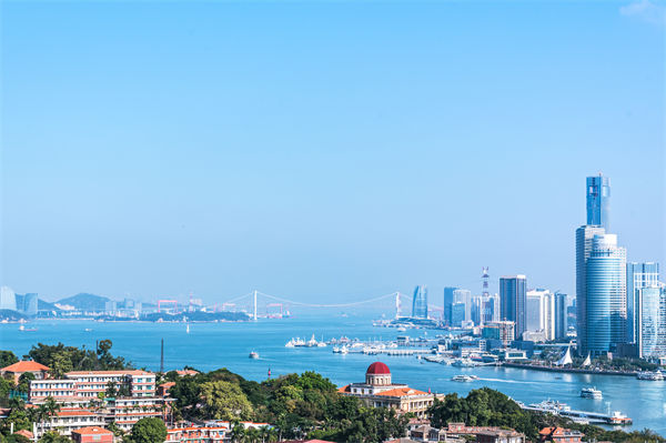 廈門營銷咨詢公司如何為企業(yè)定制精準(zhǔn)營銷策略？