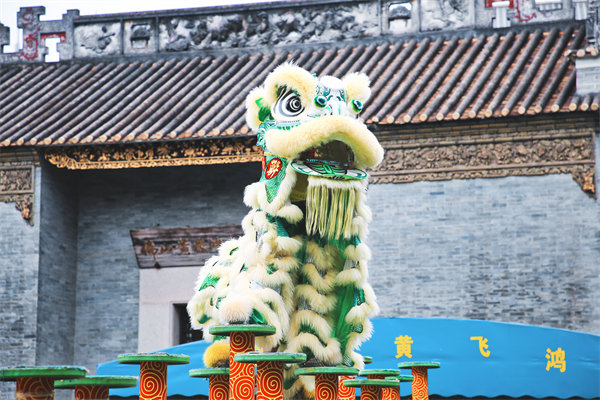 佛山戰(zhàn)略咨詢(xún)公司如何優(yōu)化企業(yè)市場(chǎng)競(jìng)爭(zhēng)策略？