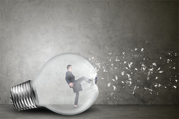 營(yíng)銷(xiāo)團(tuán)隊(duì)如何培養(yǎng)創(chuàng)新思維，應(yīng)對(duì)市場(chǎng)變化？