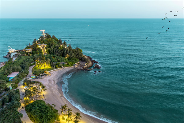 借助惠州薪酬咨詢公司，企業(yè)如何實(shí)現(xiàn)員工激勵(lì)與滿意度提升？