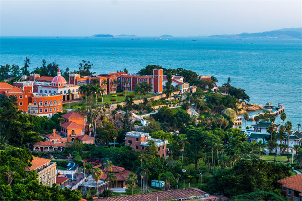 集團(tuán)旗下子公司各自為戰(zhàn)，協(xié)同效應(yīng)全無，廈門集團(tuán)管控咨詢公司如何整合？