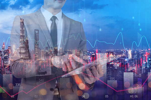 企業(yè)在推進精益生產(chǎn)時，如何平衡短期目標(biāo)與長期戰(zhàn)略？