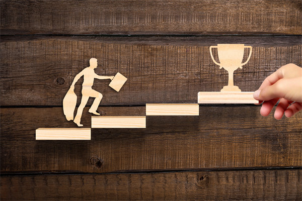 內(nèi)部人才儲備不足，關(guān)鍵崗位青黃不接，人力資源如何應(yīng)對？