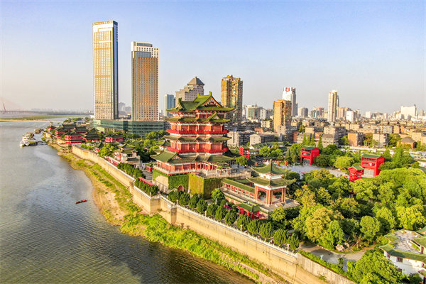 企業(yè)如何借助南昌薪酬咨詢公司優(yōu)化薪酬結構以激勵員工？