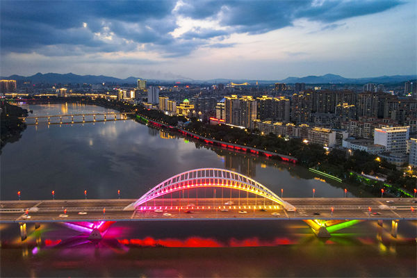 贛州大型企業(yè)如何通過集團(tuán)管控咨詢公司優(yōu)化資源配置？