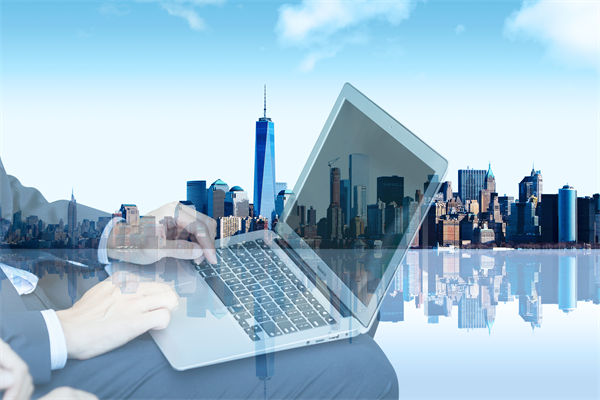 如何通過戰(zhàn)略管理提升企業(yè)的核心競爭力和市場份額？