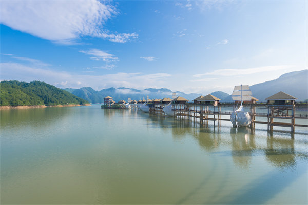 麗水戰(zhàn)略咨詢公司如何為企業(yè)量身定制破局發(fā)展戰(zhàn)略？