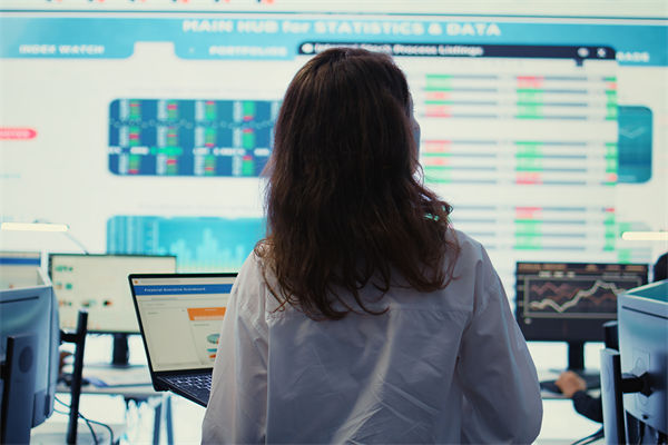 計劃與市場脫節(jié)，業(yè)績慘淡，怎樣制定契合市場的計劃？