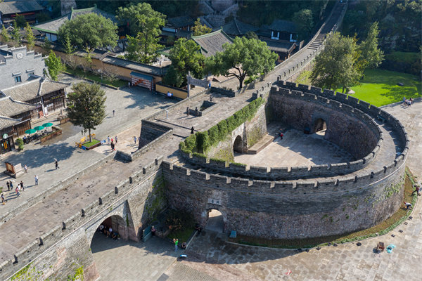 臺州精益生產(chǎn)咨詢公司怎樣幫企業(yè)降低生產(chǎn)成本、提升效益？